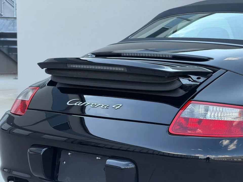 2007 Porsche 997 Carrera 4 - Image 16 of 31