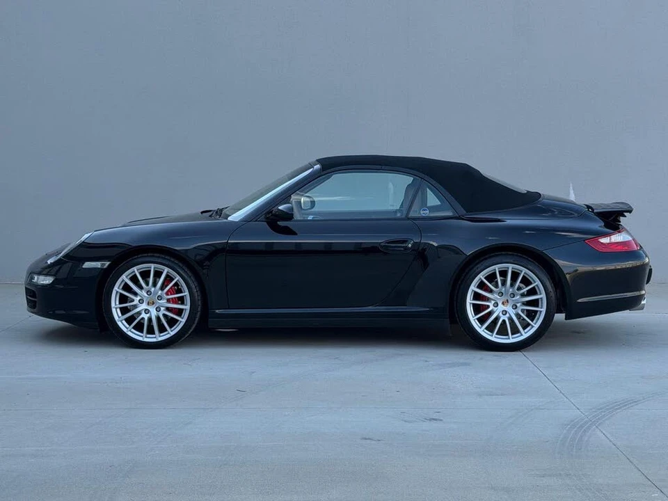 2007 Porsche 997 Carrera 4 - Image 19 of 31