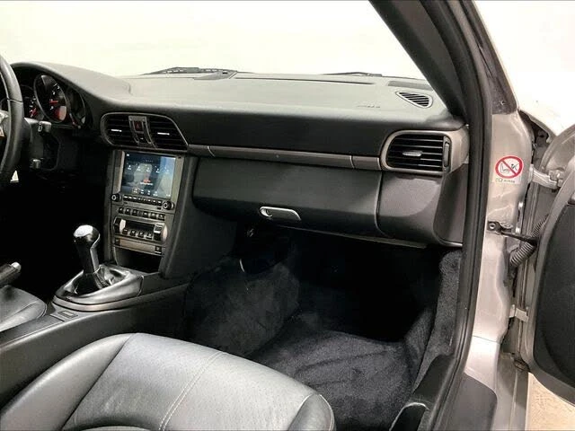 2007 Porsche 997 Carrera 4 - Image 18 of 31