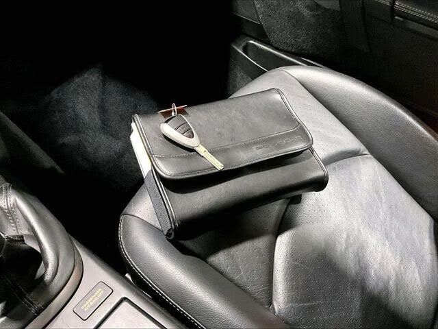 2007 Porsche 997 Carrera 4 - Image 14 of 31