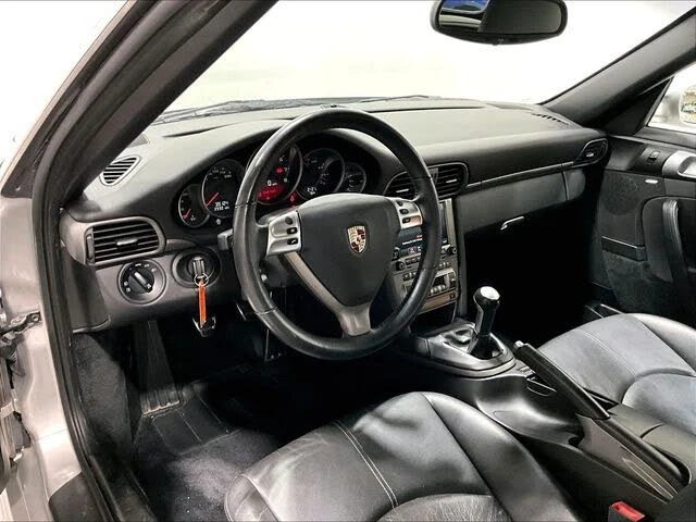 2007 Porsche 997 Carrera 4 - Image 4 of 31