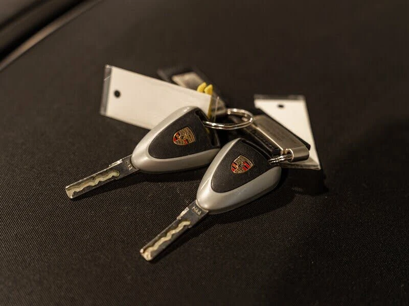 2007 Porsche 997 Carrera 4 - Image 25 of 31
