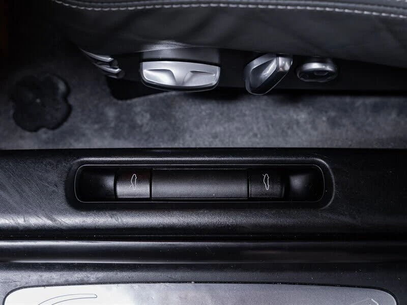 2007 Porsche 997 Carrera 4 - Image 27 of 31