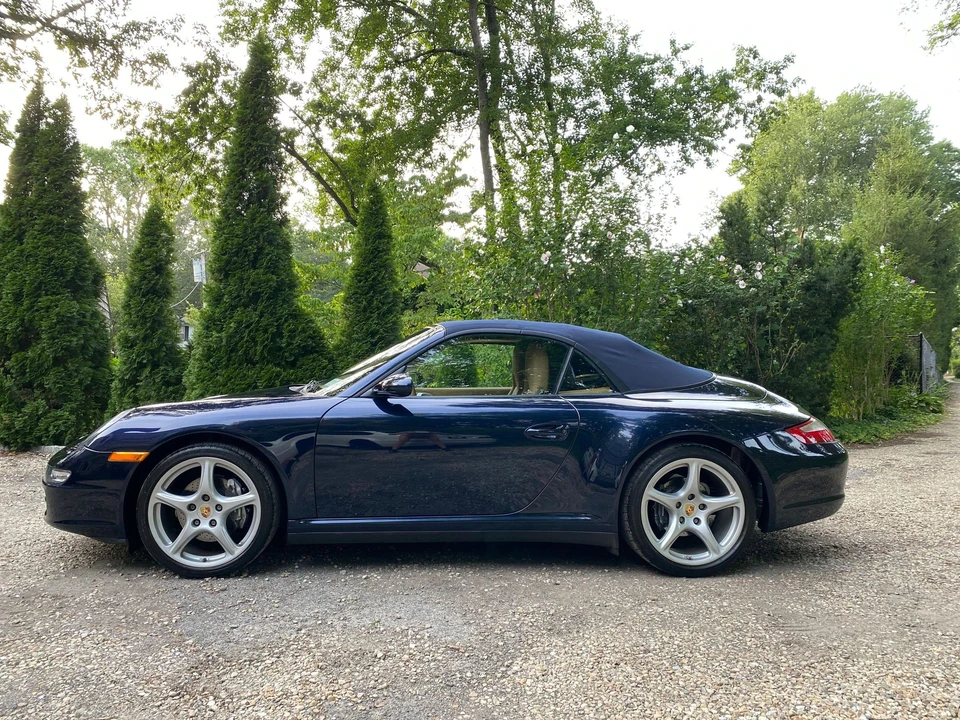 2007 Porsche 997 Carrera 4 - Image 10 of 31