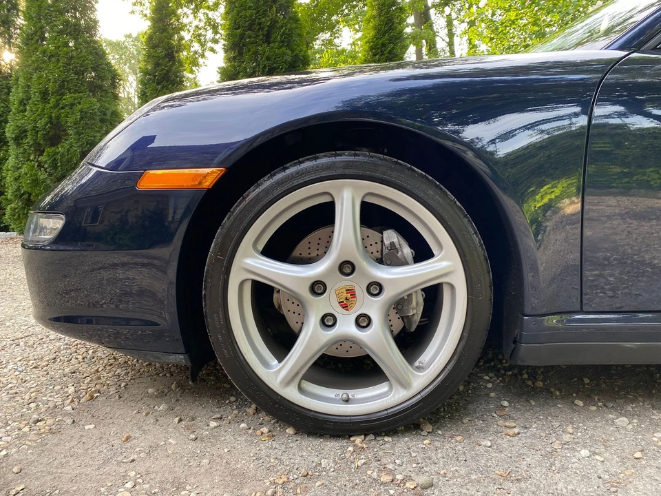 2007 Porsche 997 Carrera 4 - Image 19 of 31
