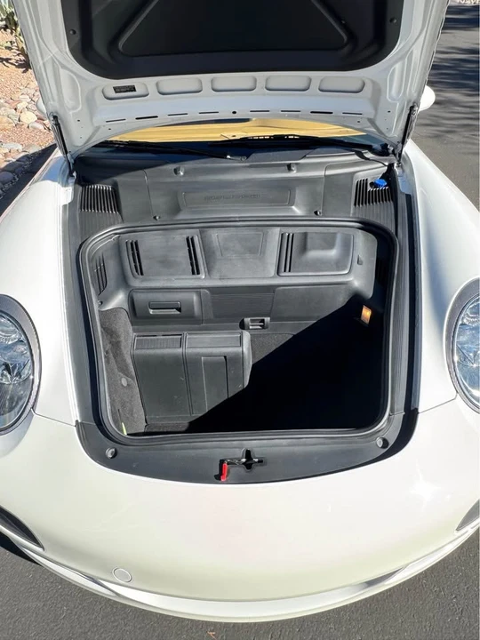 2007 Porsche 997 Carrera 4 - Image 9 of 13