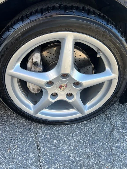 2007 Porsche 997 Carrera 4 - Image 14 of 15