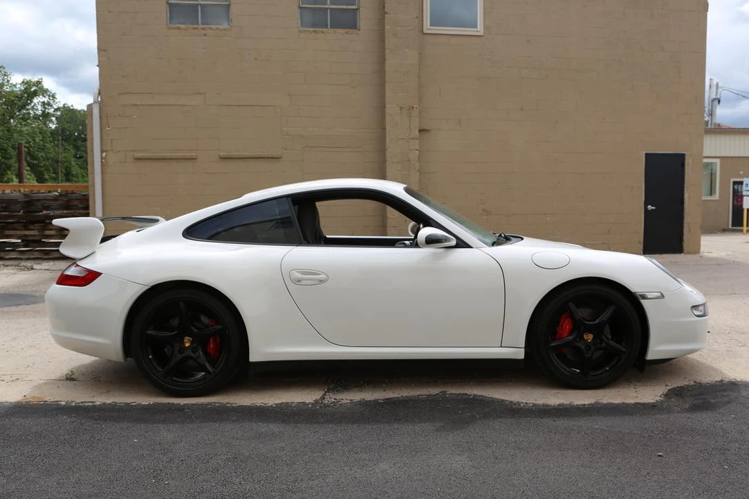 2007 Porsche 997 Carrera S - Image 29 of 31