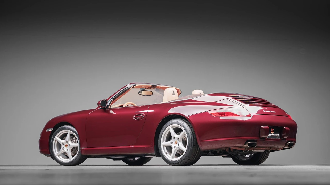 2007 Porsche 997 Carrera - Image 10 of 31