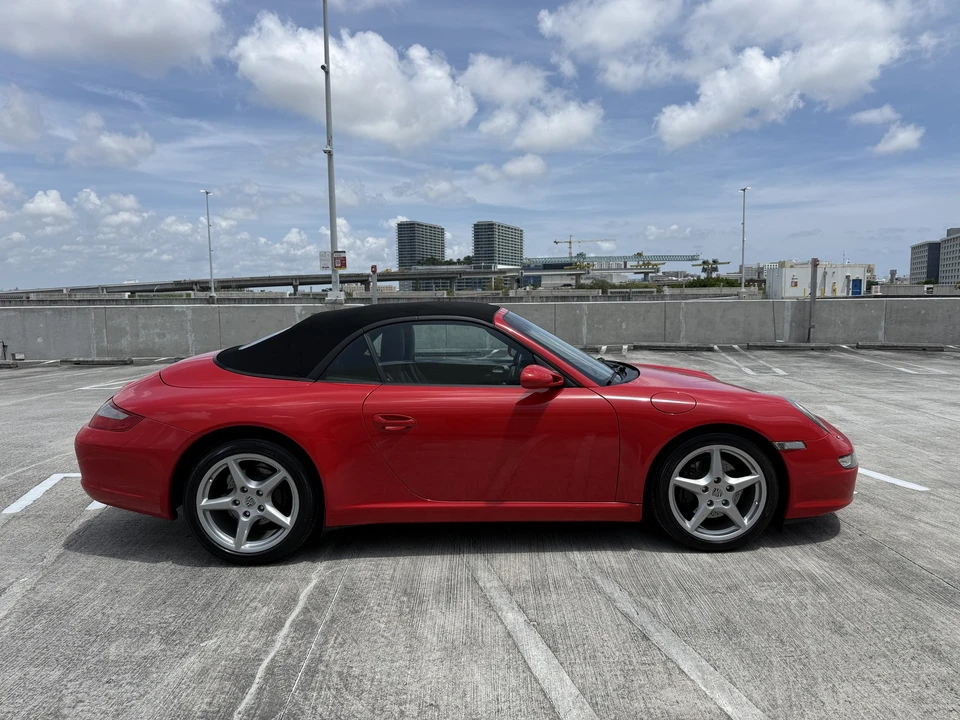 2007 Porsche 997 Carrera - Image 27 of 28