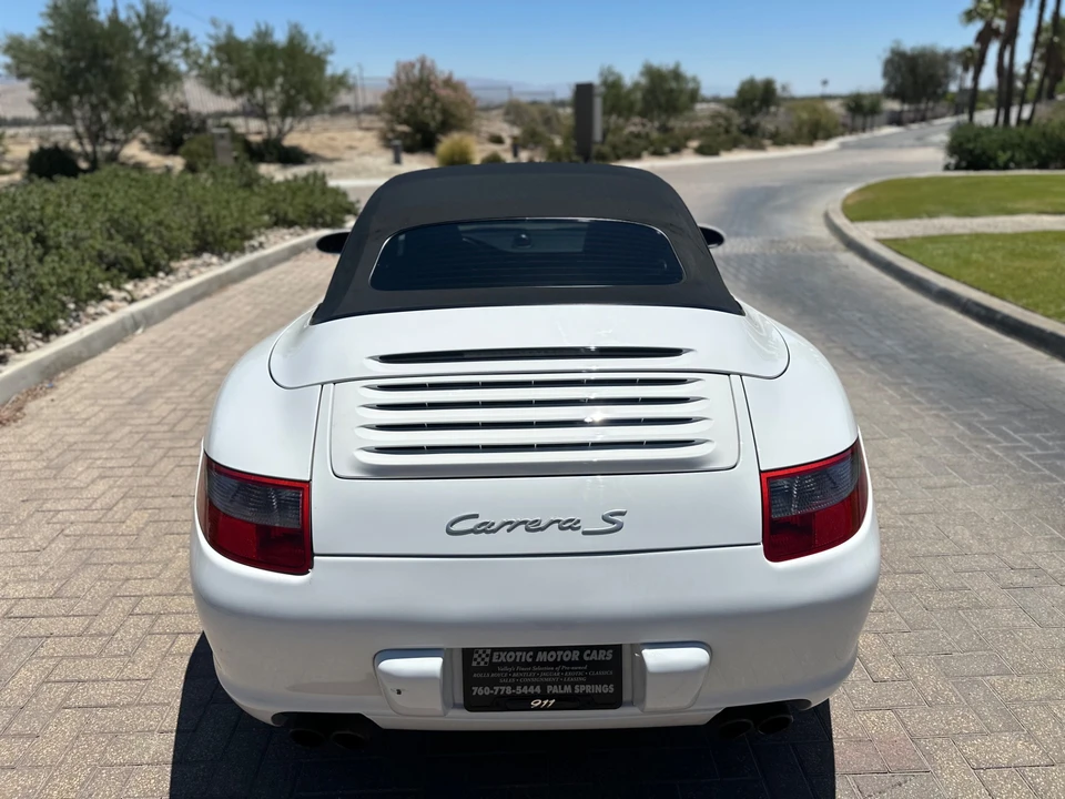 2007 Porsche 911 - Image 17 of 31