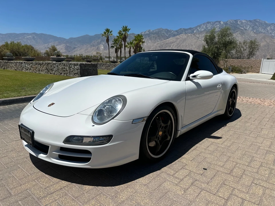 2007 Porsche 911 - Image 2 of 31
