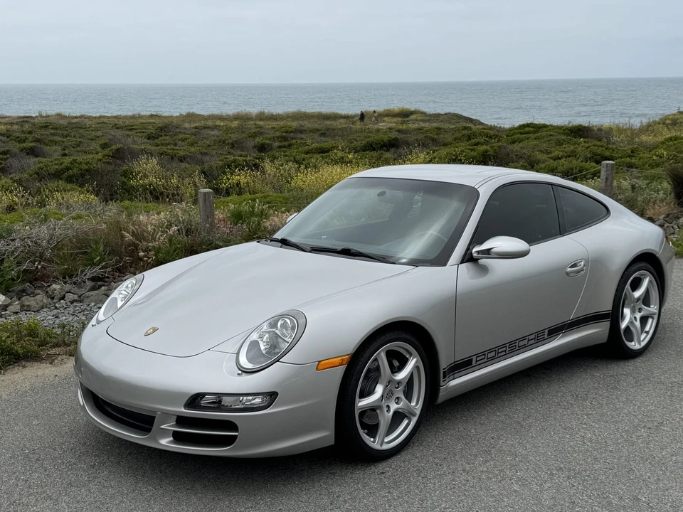 2007 Porsche 997 Carrera - Image 2 of 31