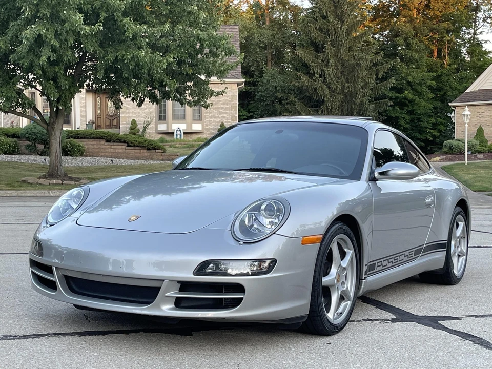 2007 Porsche 997 Carrera - Image 2 of 31