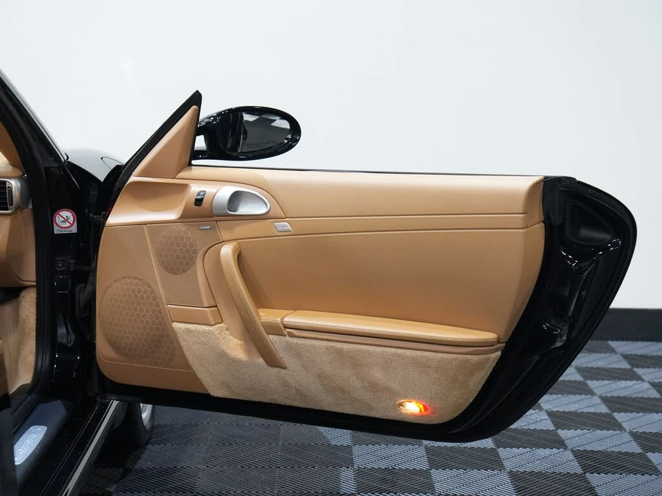 2007 Porsche 997 Carrera S - Image 25 of 31