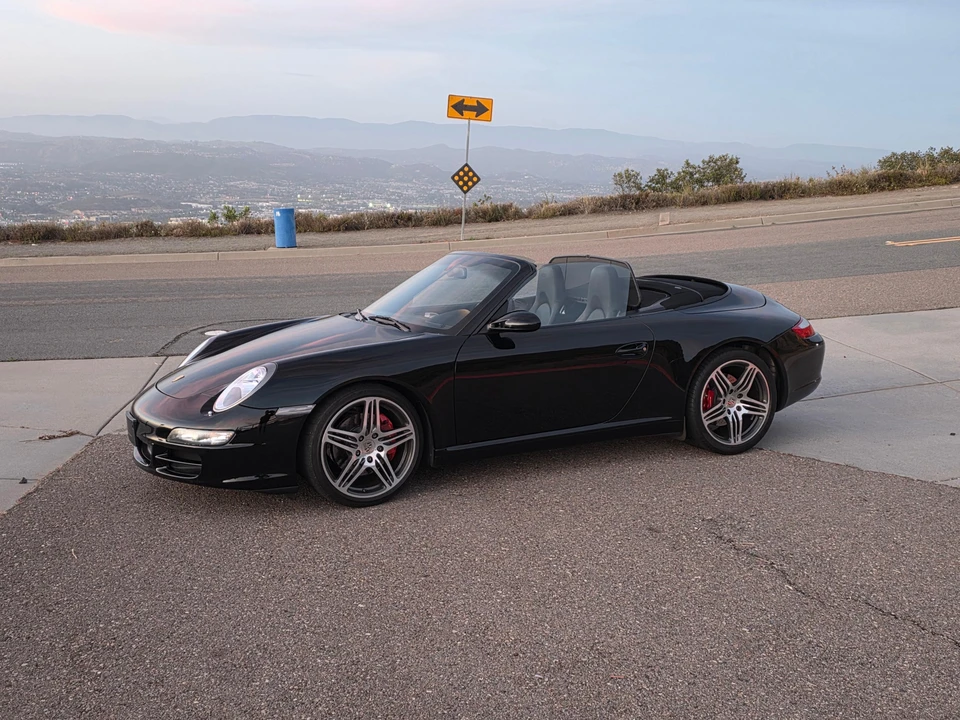 2007 Porsche 997 Carrera S - Image 8 of 31