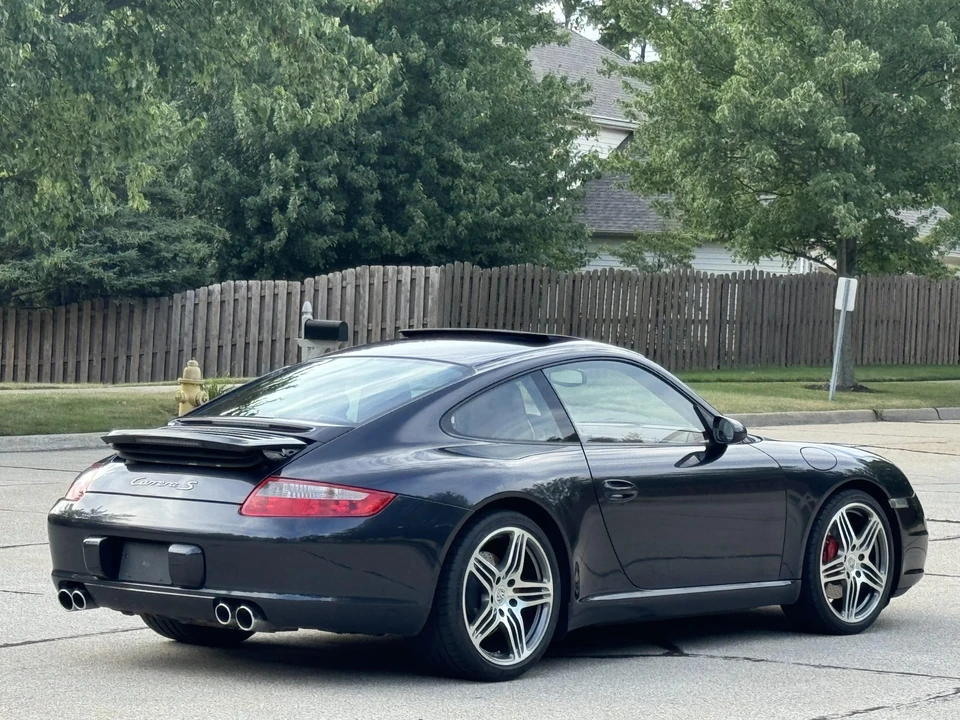 2007 Porsche 997 Carrera S - Image 17 of 31