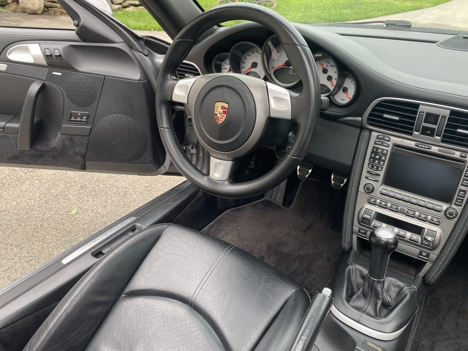 2007 Porsche 997 Carrera S - Image 29 of 31