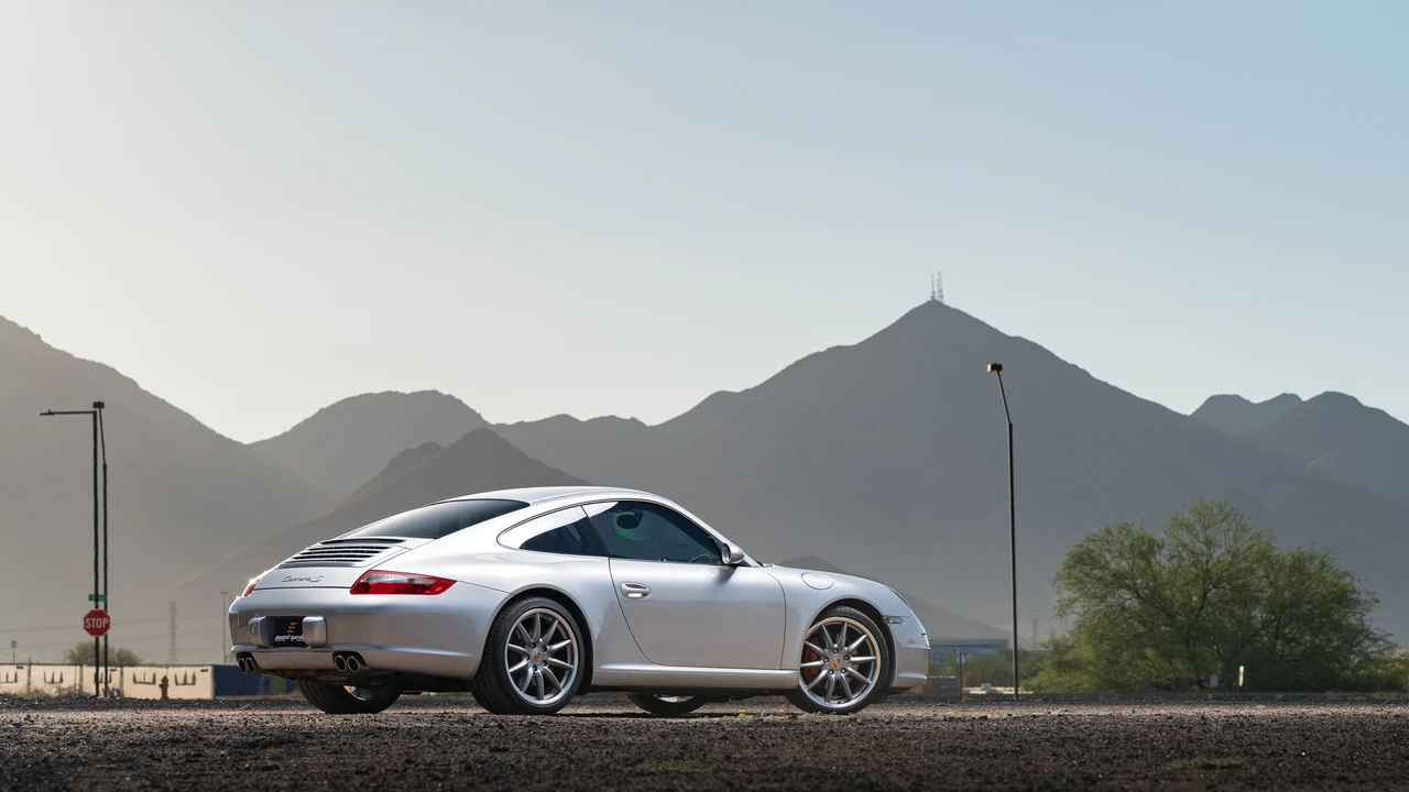 2007 Porsche 997 Carrera S - Image 15 of 31
