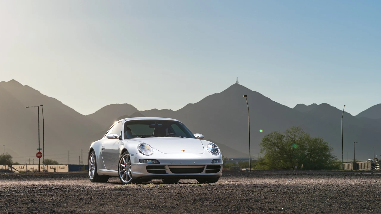 2007 Porsche 997 Carrera S - Image 10 of 31