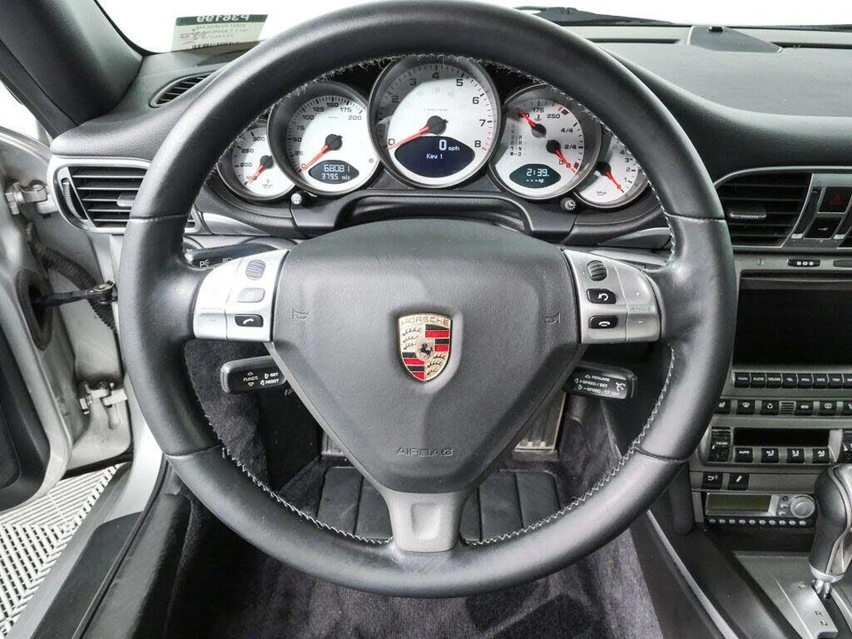 2007 Porsche 997 Carrera S - Image 9 of 31