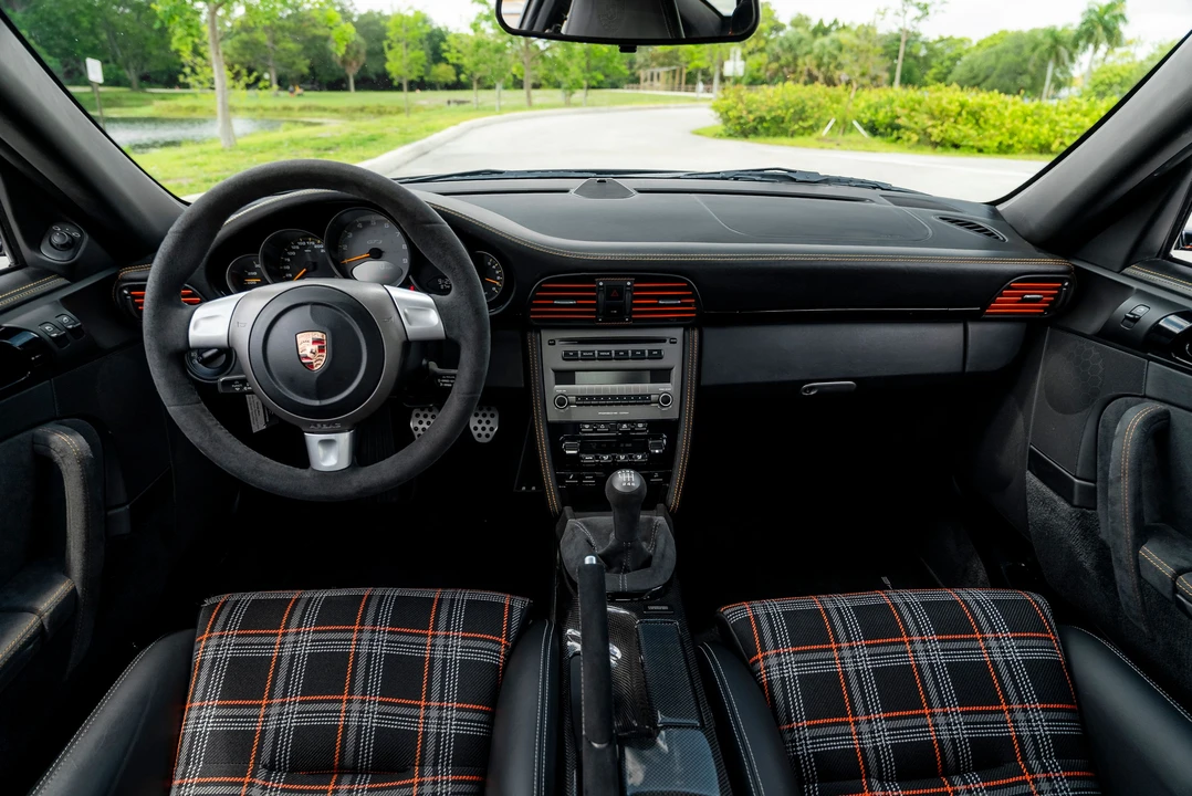 2007 Porsche 997 GT3 RS - Image 5 of 31