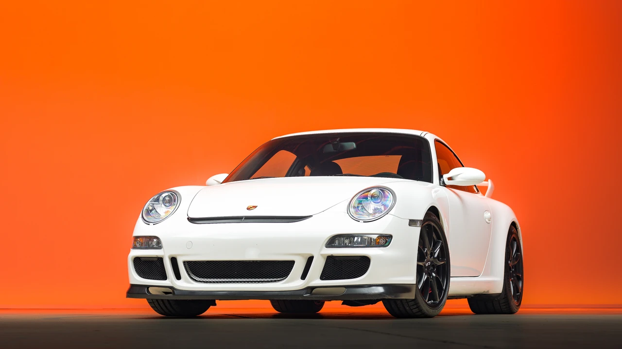 2007 Porsche 997 GT3 - Image 2 of 31