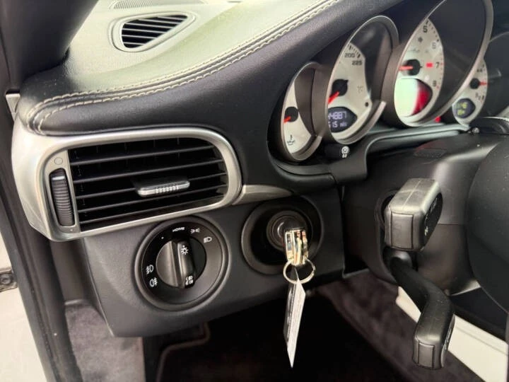 2007 Porsche 997 Turbo - Image 28 of 31