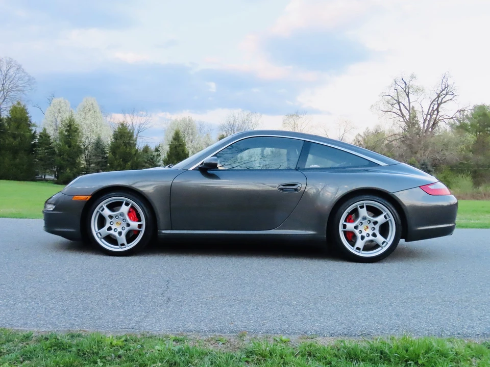 2007 Porsche 997 Carrera S - Image 2 of 31