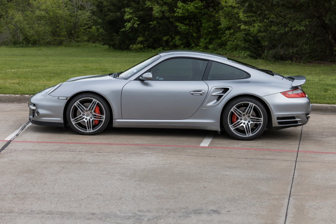 2007 Porsche 997 Turbo - Image 2 of 31