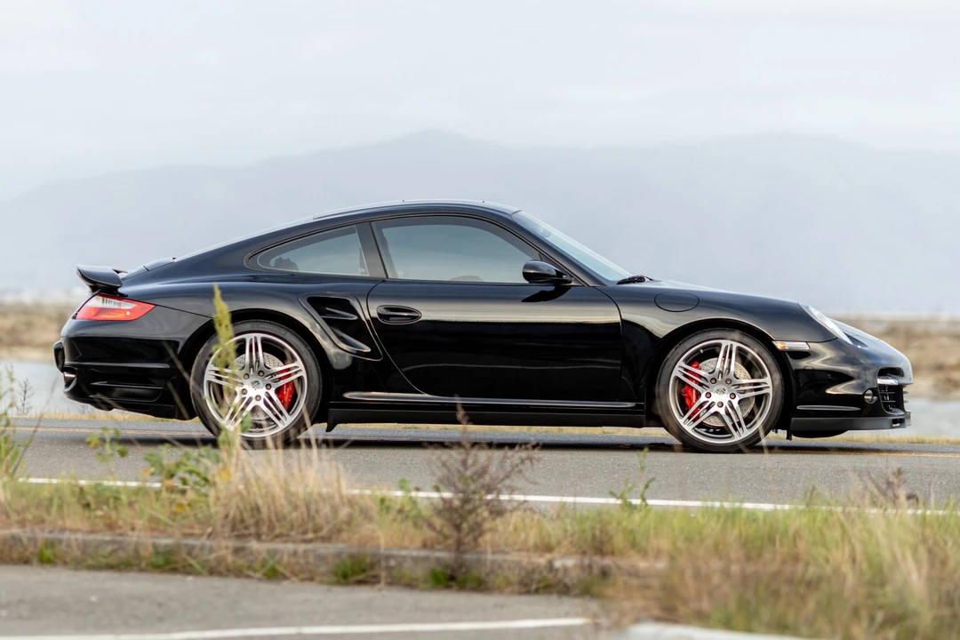 2007 Porsche 997 Turbo - Image 3 of 31