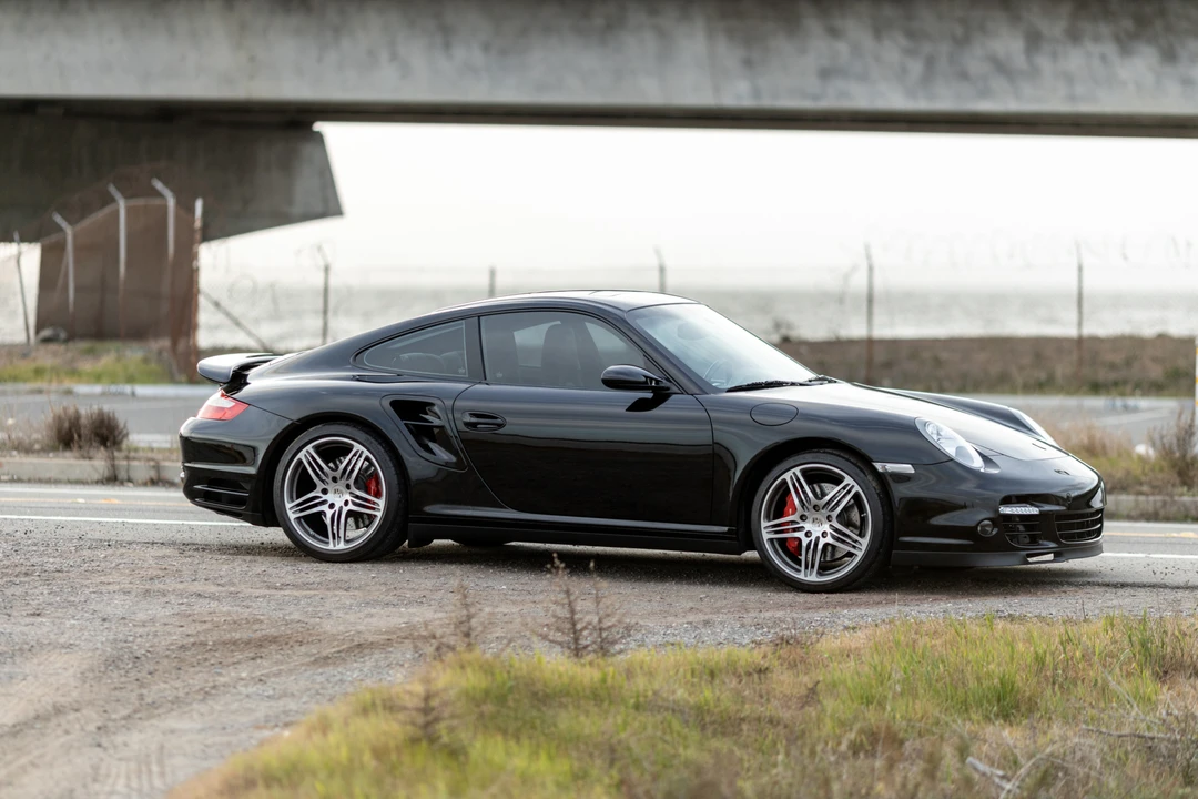 2007 Porsche 997 Turbo - Image 2 of 31