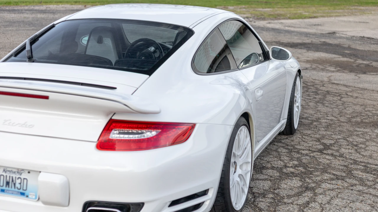 2007 Porsche 997 Turbo - Image 17 of 31