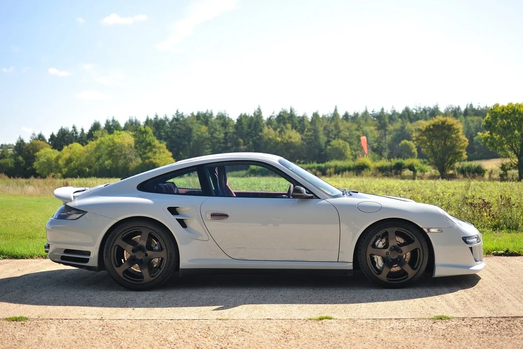 2007 Porsche 997 Turbo - Image 7 of 30