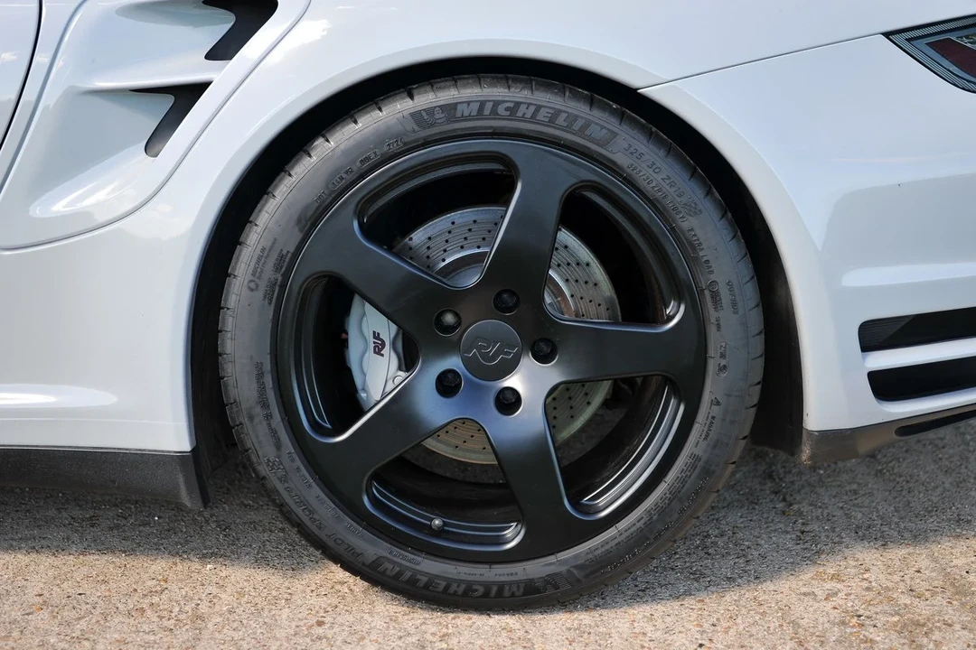 2007 Porsche 997 Turbo - Image 10 of 30