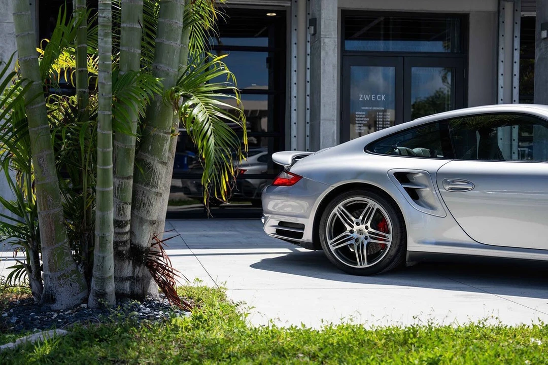 2007 Porsche 997 Turbo - Image 12 of 31