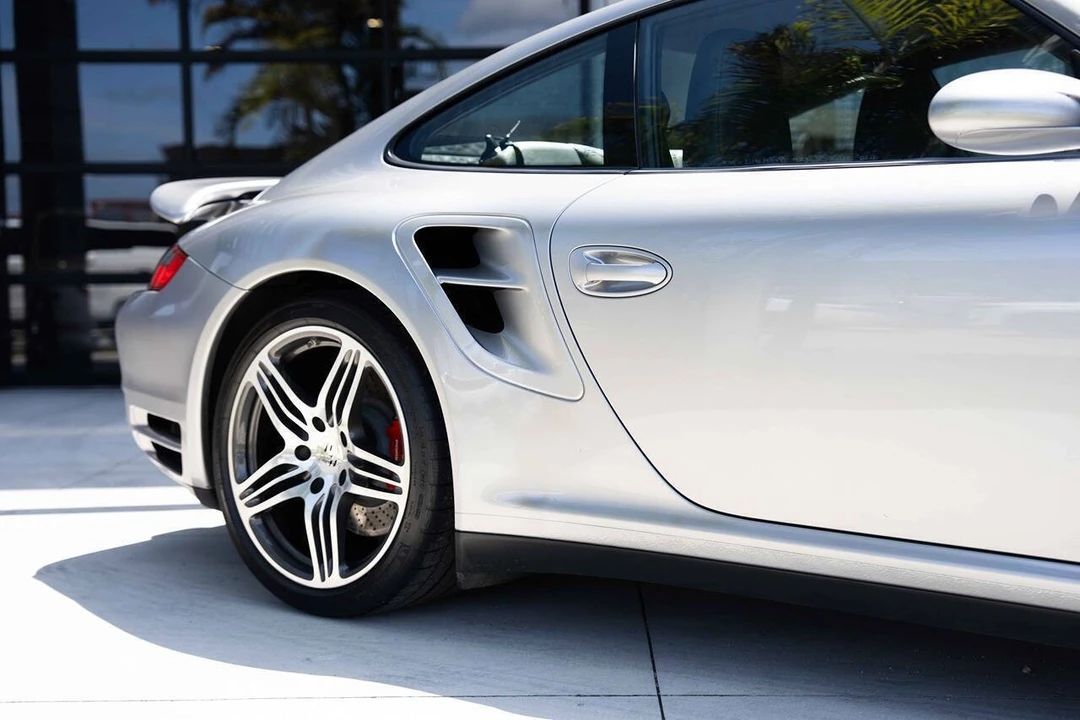 2007 Porsche 997 Turbo - Image 30 of 31