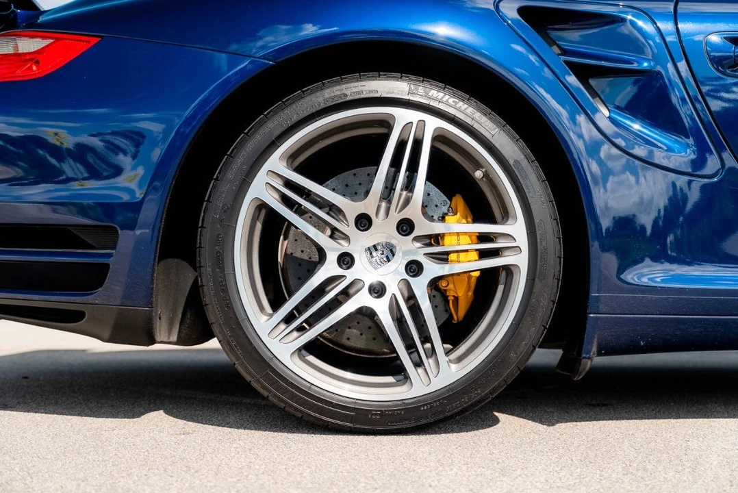 2007 Porsche 997 Turbo - Image 27 of 31