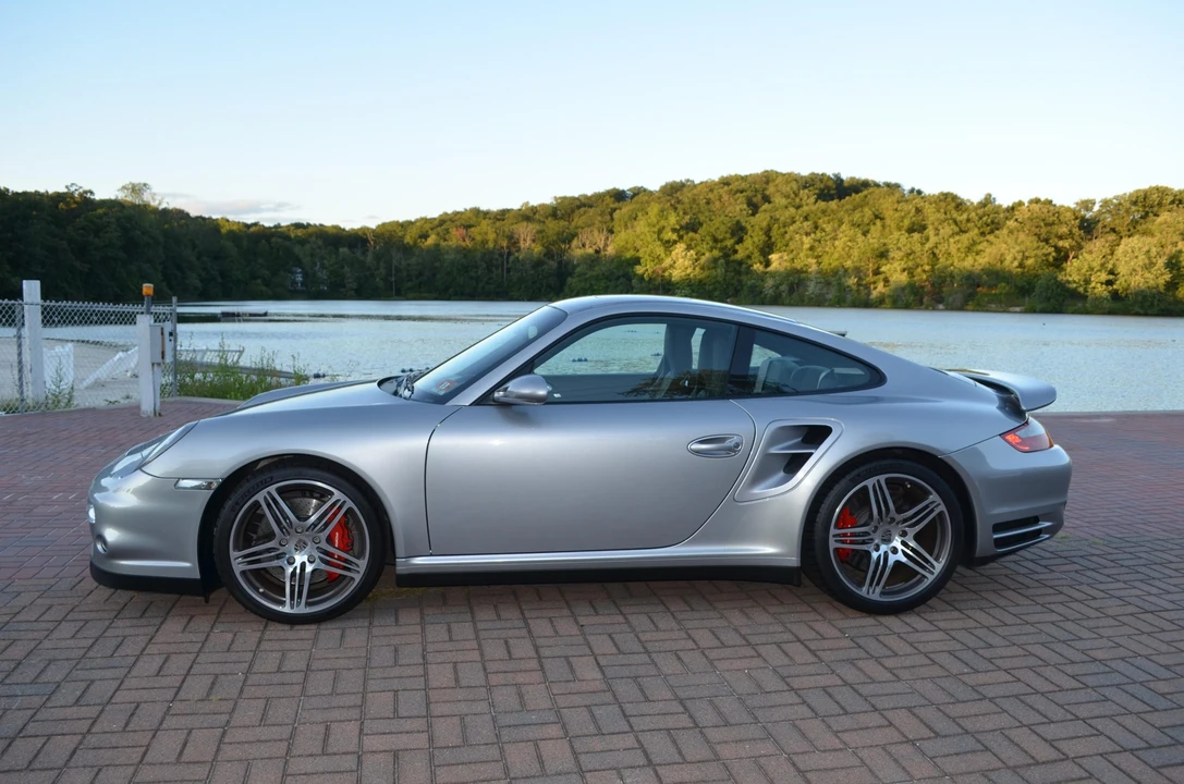 2007 Porsche 997 Turbo - Image 12 of 31