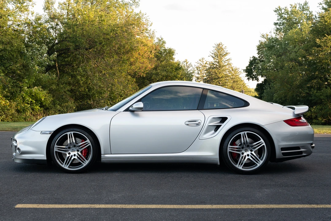 2007 Porsche 997 Turbo - Image 10 of 31
