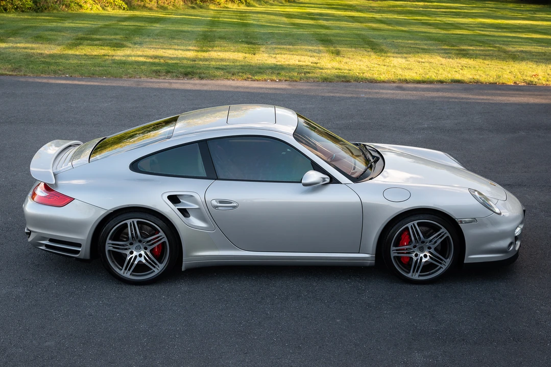 2007 Porsche 997 Turbo - Image 14 of 31