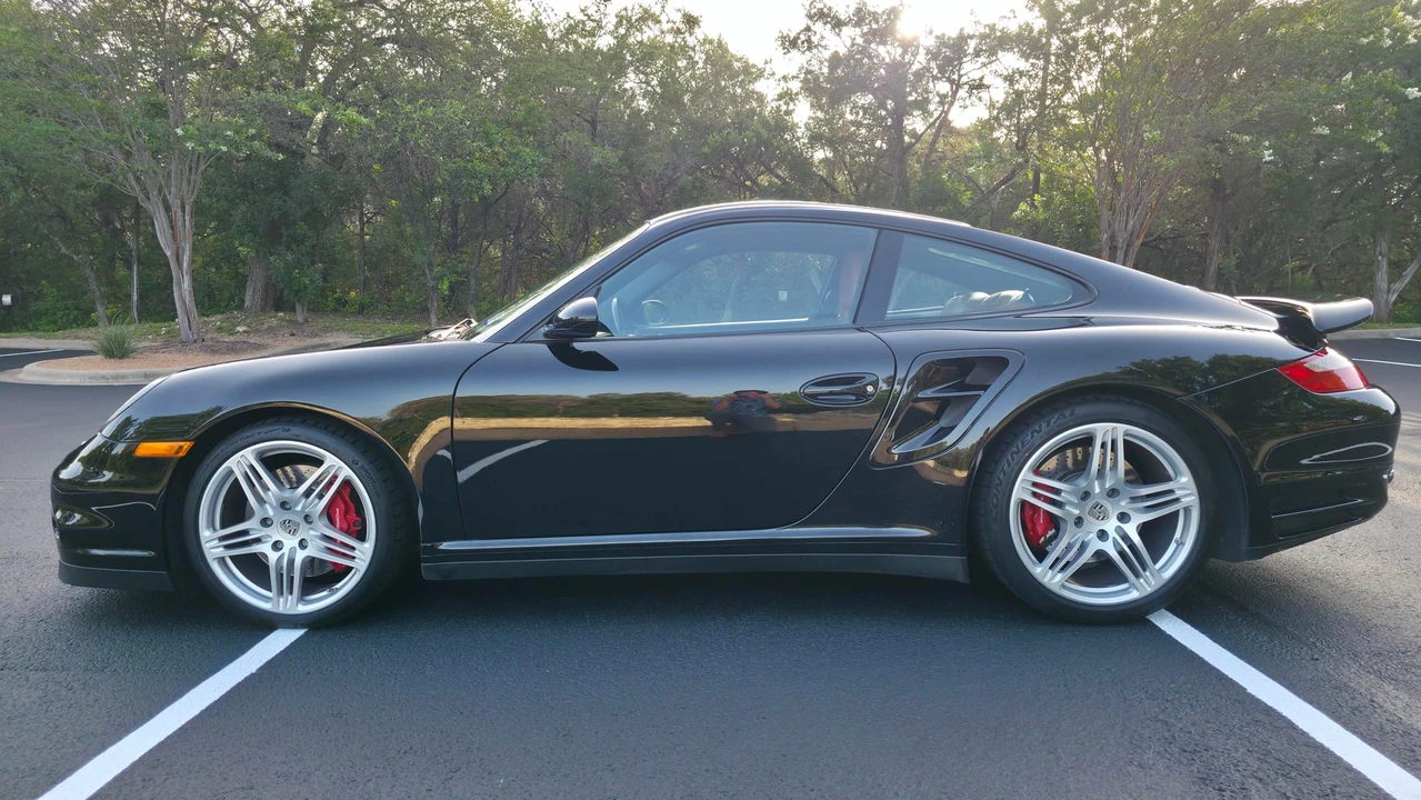 2007 Porsche 997 Turbo - Image 24 of 31