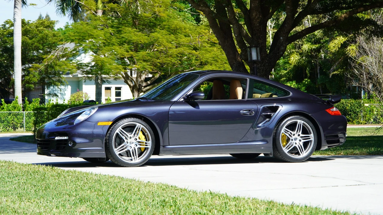 2007 Porsche 997 Turbo - Image 2 of 31
