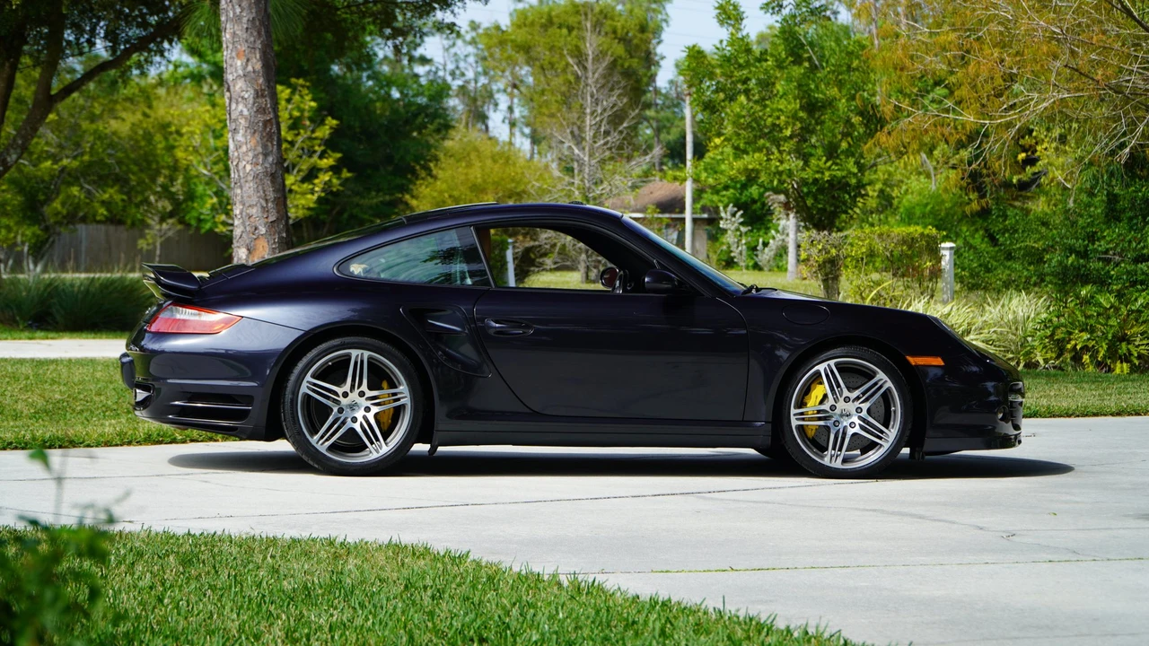 2007 Porsche 997 Turbo - Image 15 of 31