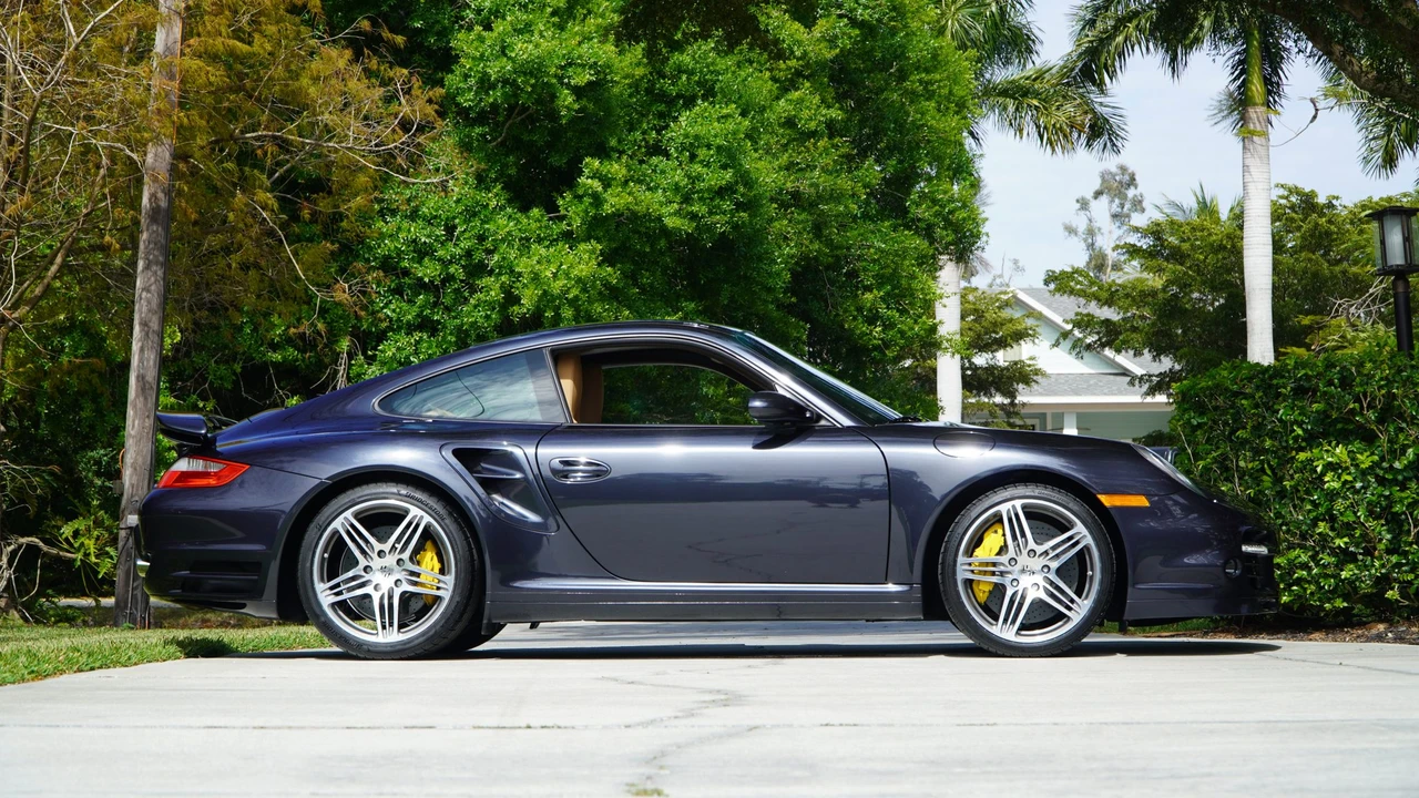 2007 Porsche 997 Turbo - Image 14 of 31