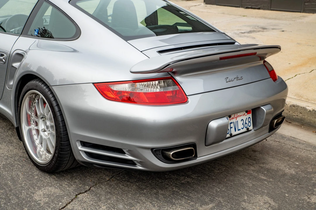 2007 Porsche 997 Turbo - Image 28 of 31