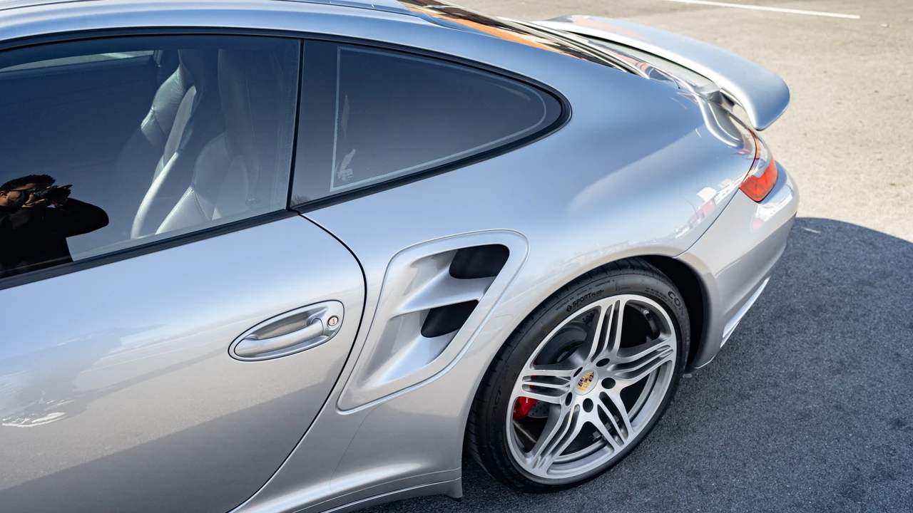2007 Porsche 997 Turbo - Image 18 of 31