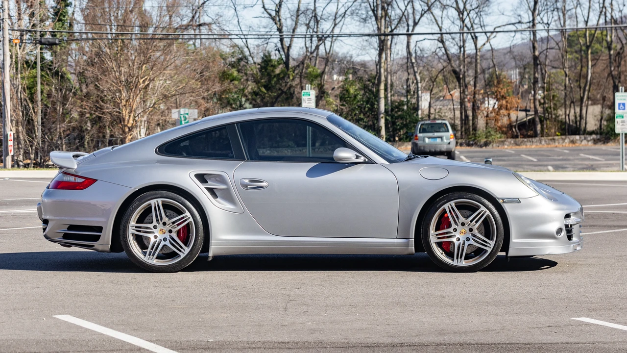 2007 Porsche 997 Turbo - Image 4 of 31