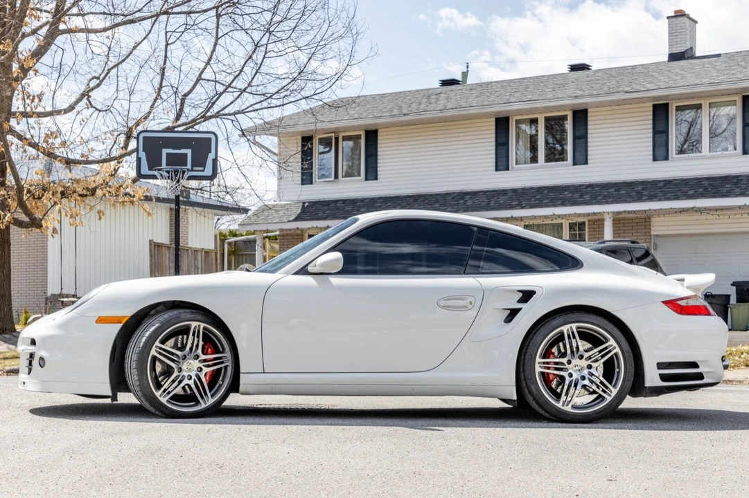 2007 Porsche 997 Turbo - Image 2 of 31