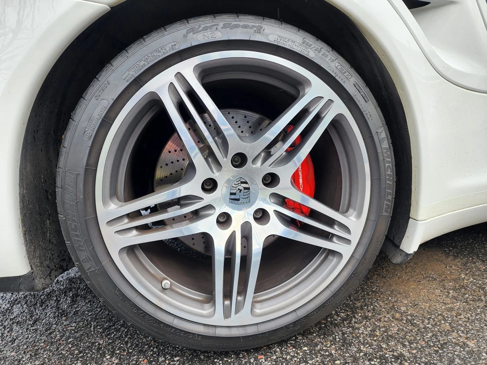 2007 Porsche 997 Turbo - Image 18 of 31
